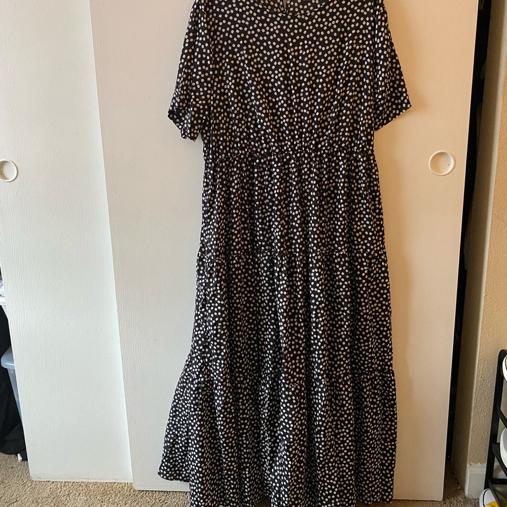 Floral Print, Tiered Maxi Dress (Never Worn)